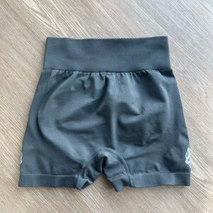 Darc Sport Butt Scrunch Workout Shorts Grey Size S